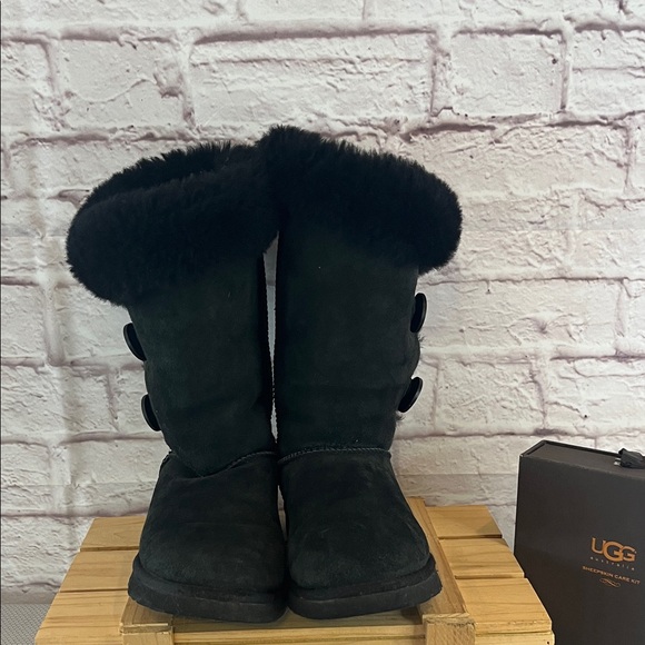 UGG Black Fur-Lined Boots - Picture 4 of 8